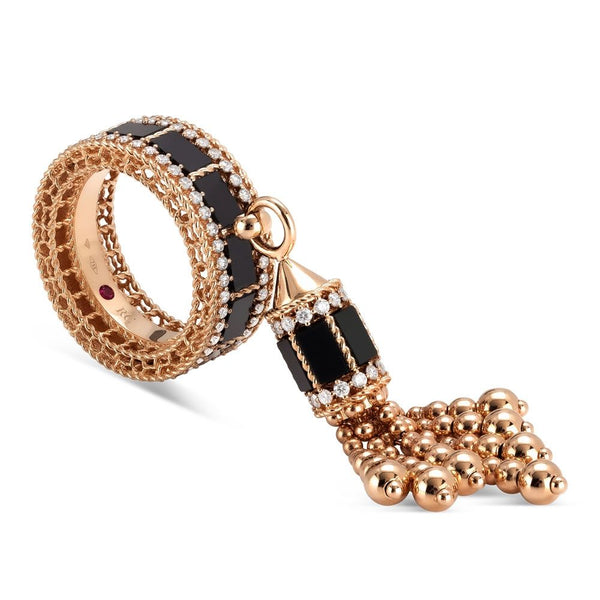 ART DECO RING WITH BLACK JADE AND DIAMONDS